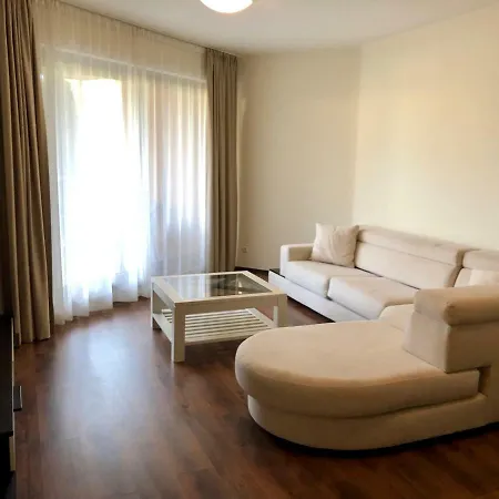 In Peter House Lägenhet Slăntjev Brjag